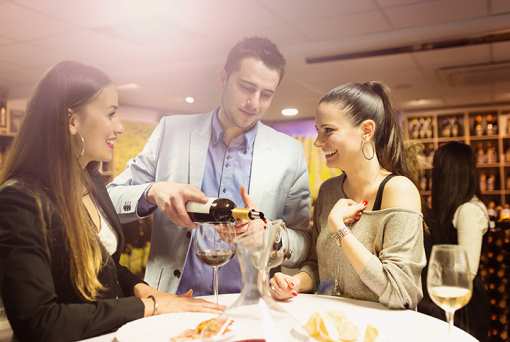 6 Best Wine Bars in Ohio!